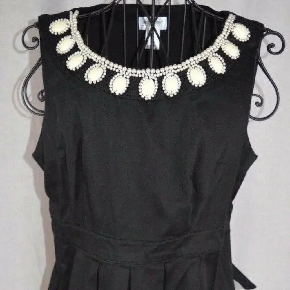 Motherhood Maternity Black Sleeveless Dress